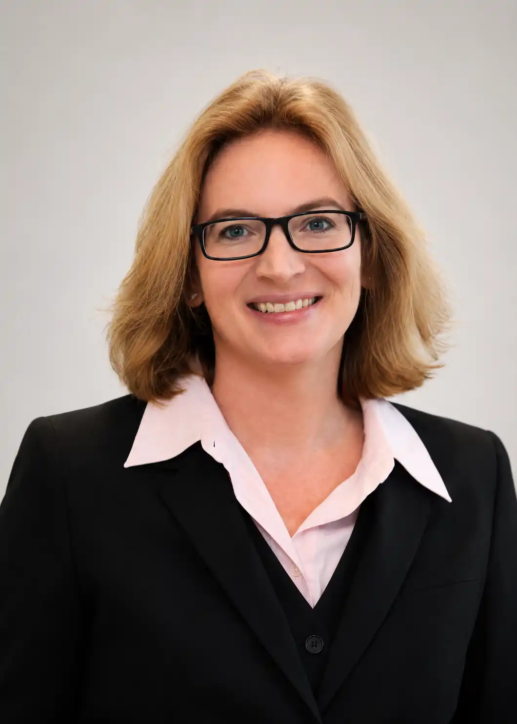 Dr. Katharina Buurman